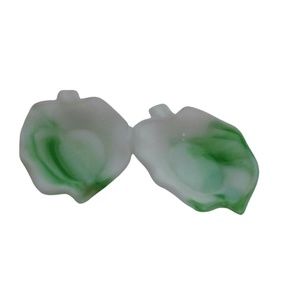 Vtg Set of 2 Green and White Leaf Shaped  AKRO AGATE Ashtrays Trinket Dishes